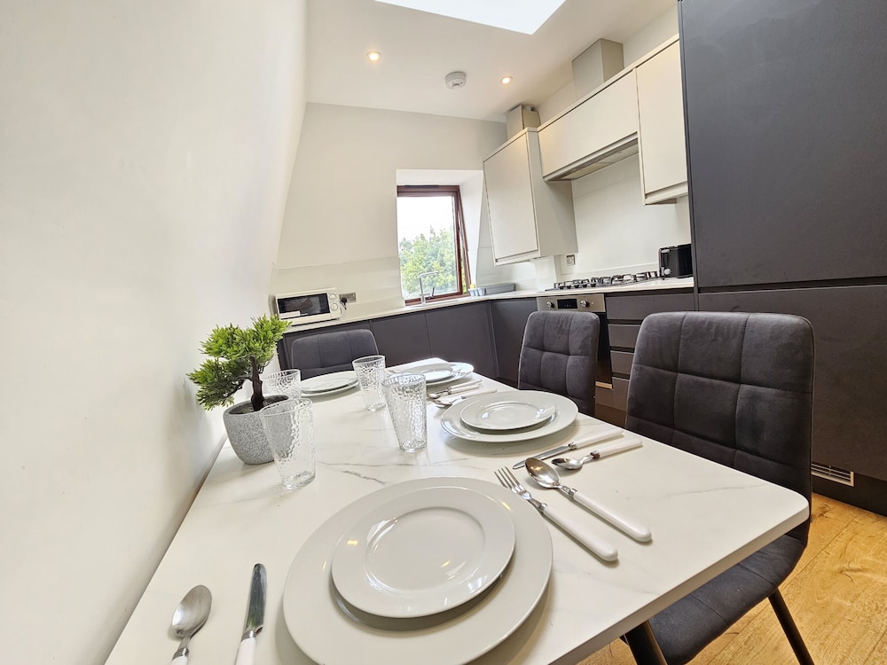 2 Bed Apartment in Southwark