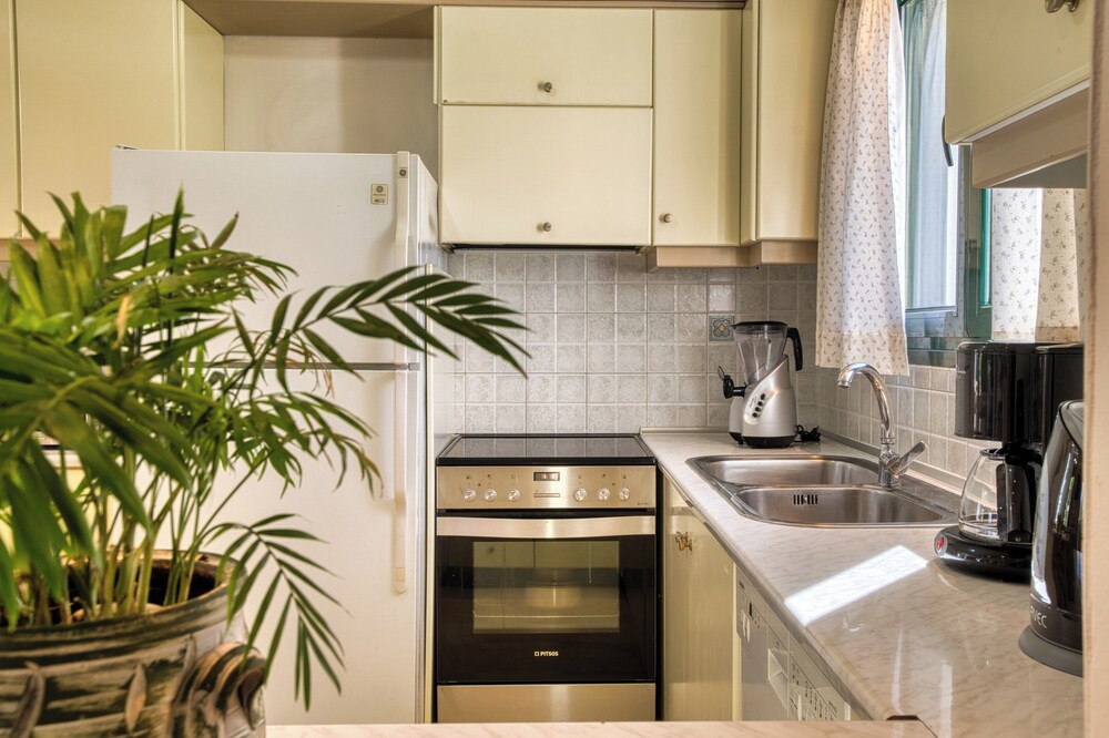 Marilizas Spacious Maisonette