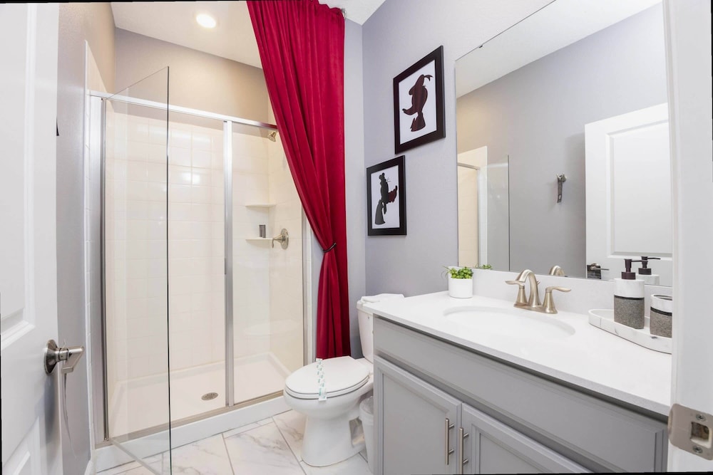 Stunning 4Bd Near Disney w Pool Storey Lake 4369
