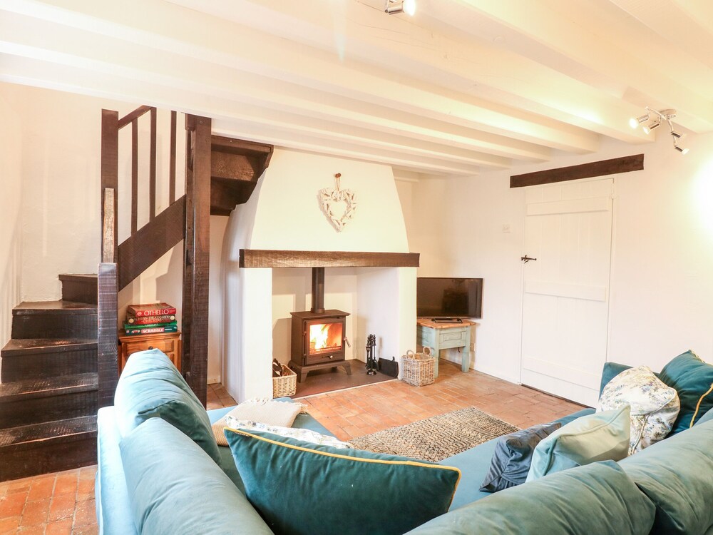 Holly Cottage
