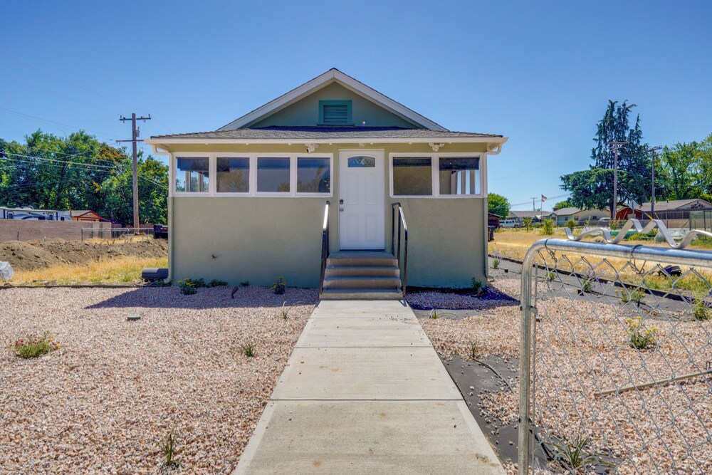 Walk to Dtwn Tehachapi: Updated Getaway w/ Yard!