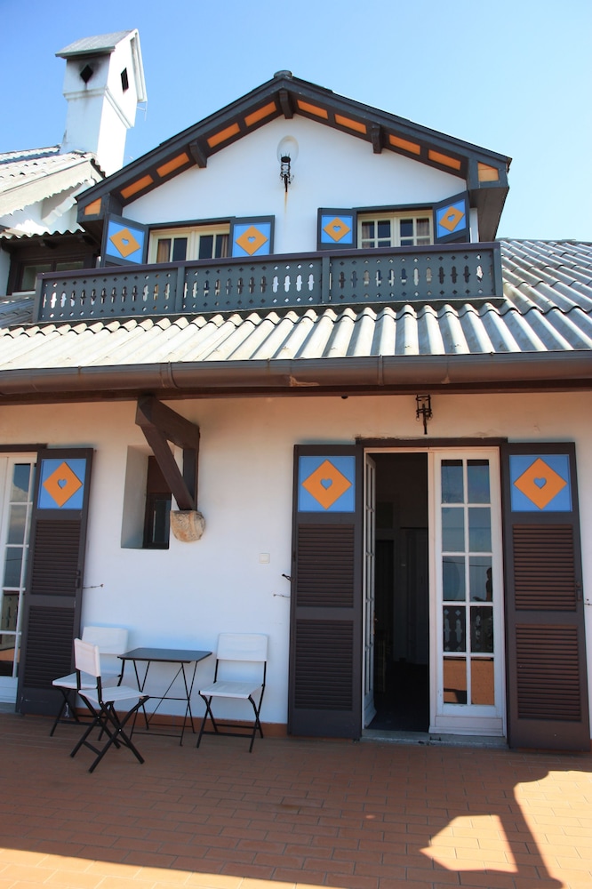 Elafos Hotel