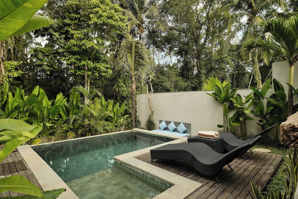 Changi Jungle Ubud Villas