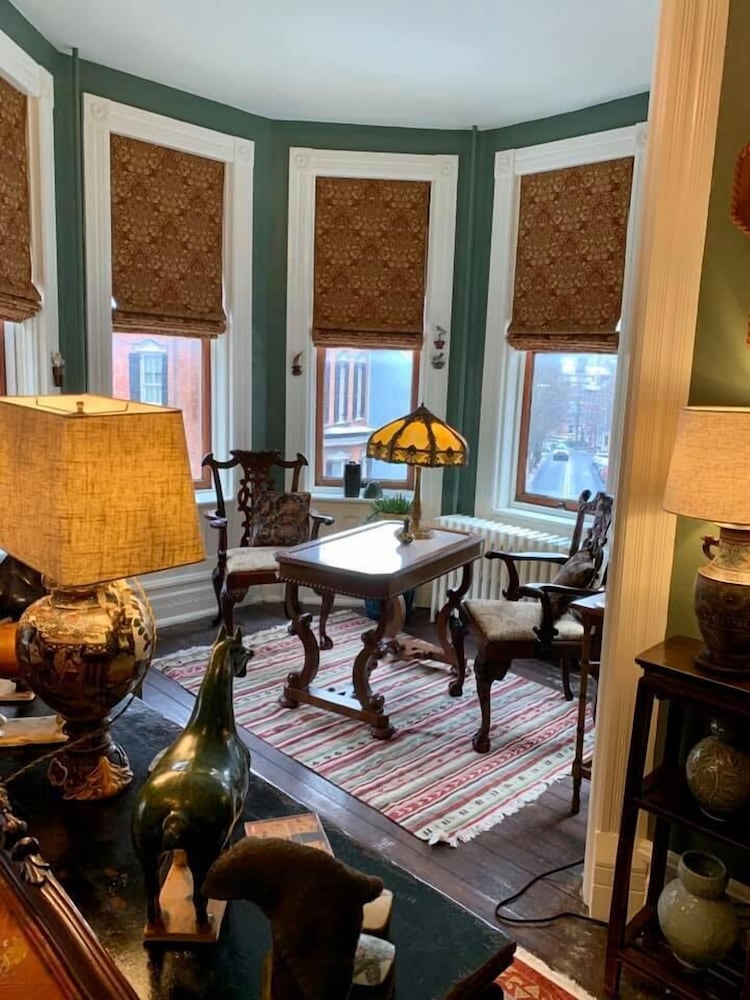 The Dolon House Bed and Breakfast