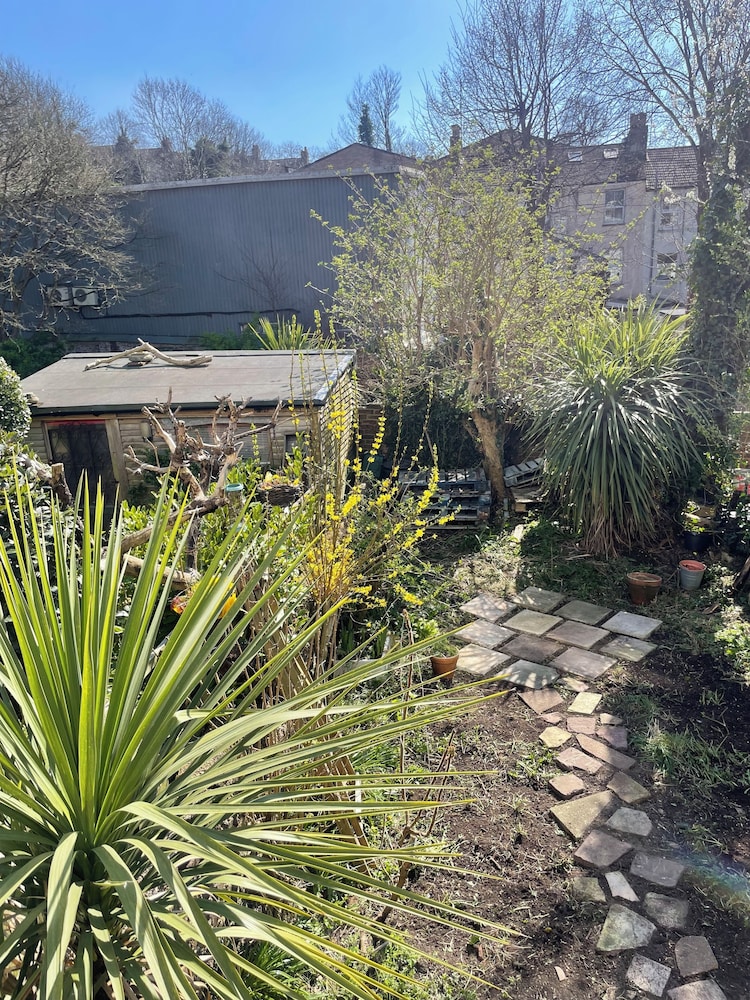 Charming Brighton Townhouse