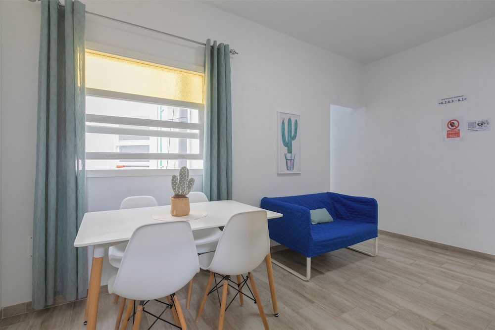 TENERIFE URBAN ROOMS