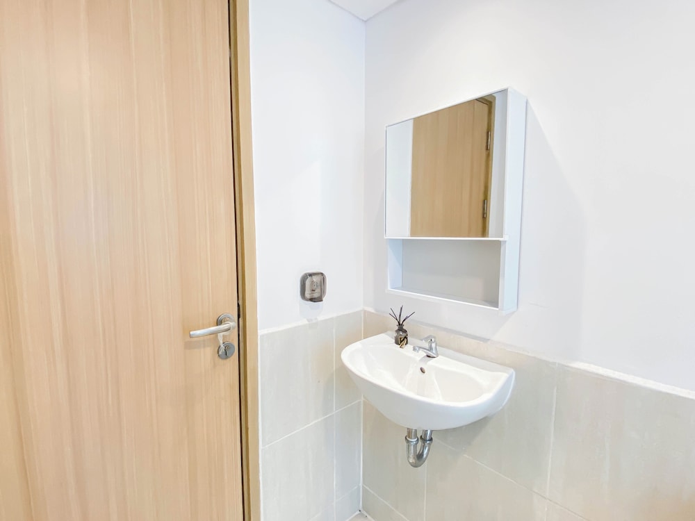 Enjoy Living 3BR at Meikarta Apartment