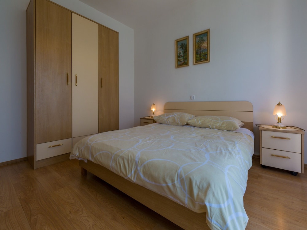 Apartments and Rooms Nensi view 5