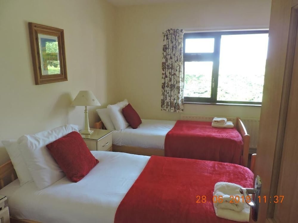 Broadlands Bed and breakfast
