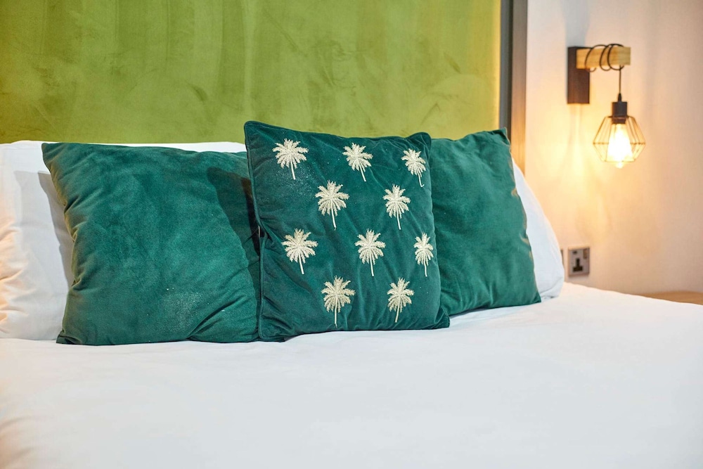 Host Stay Gleneagles Lodge