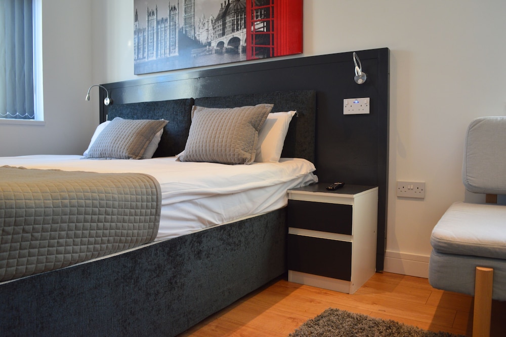 Leicester Vacations - The Bell Gate House - Property Image 54