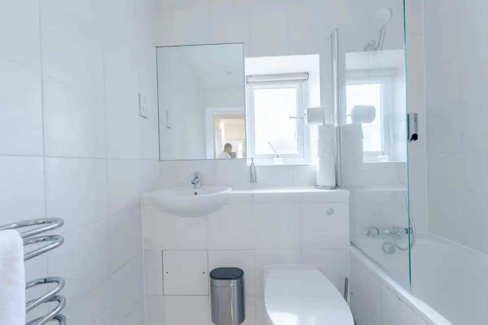 Contemporary 1BD Flat - Camden