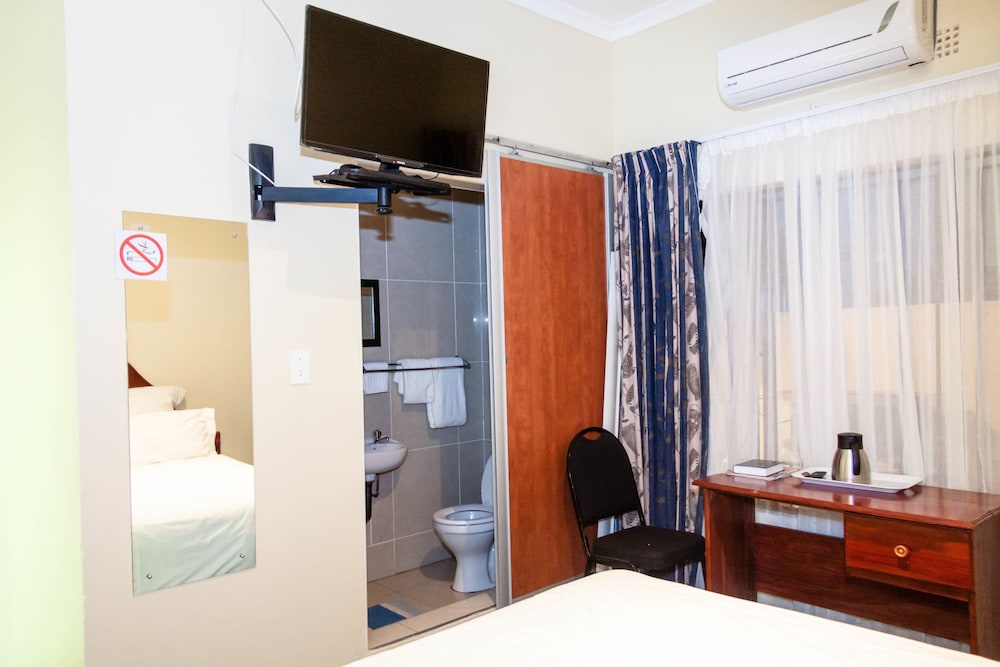 Glen Lodge & Tours