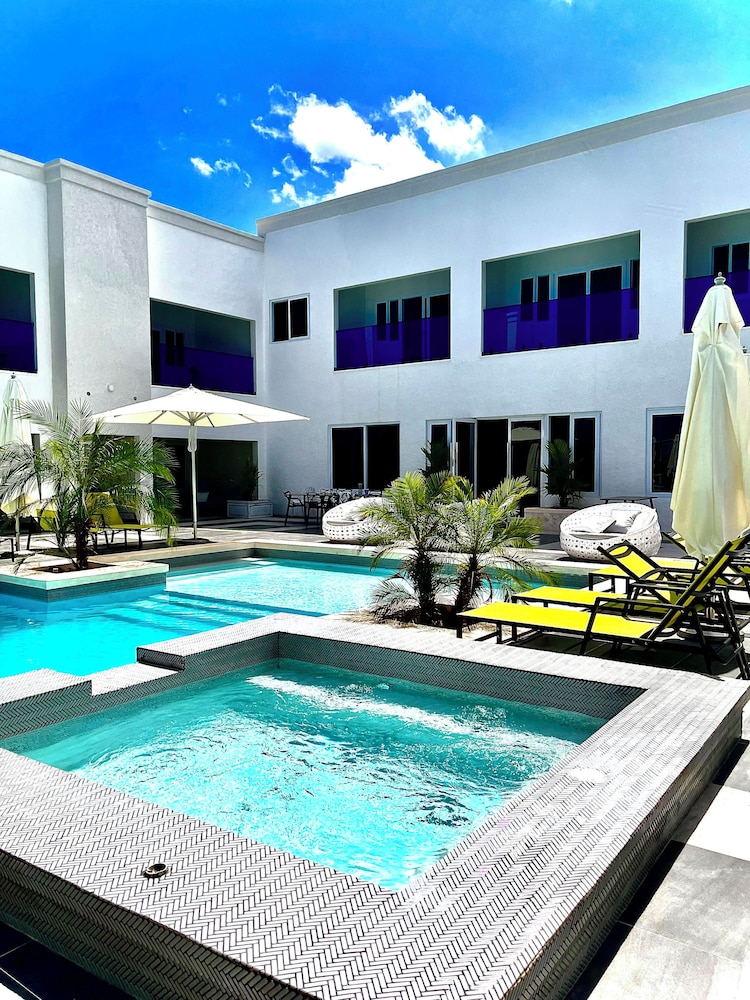 Hotel Morgans cliff - Image 1