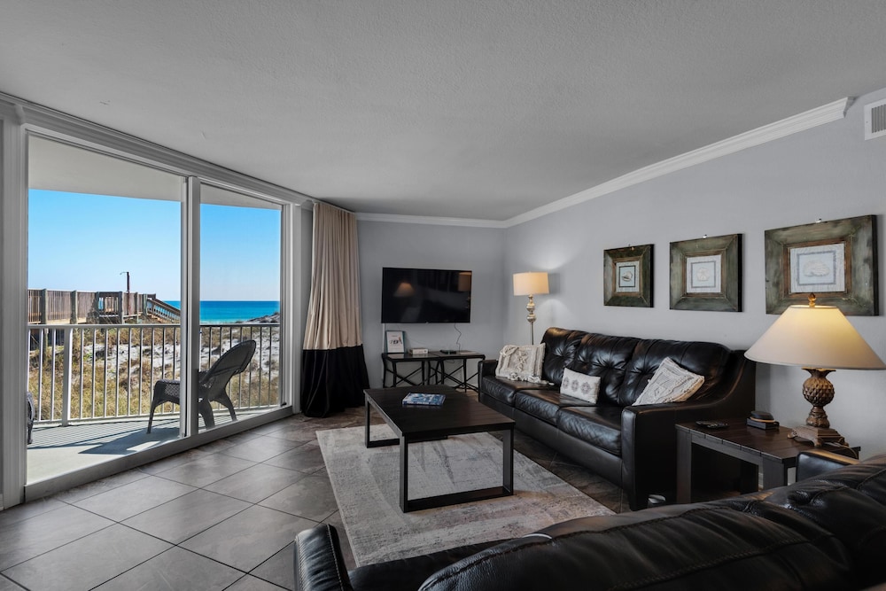 Starboard Village 411
