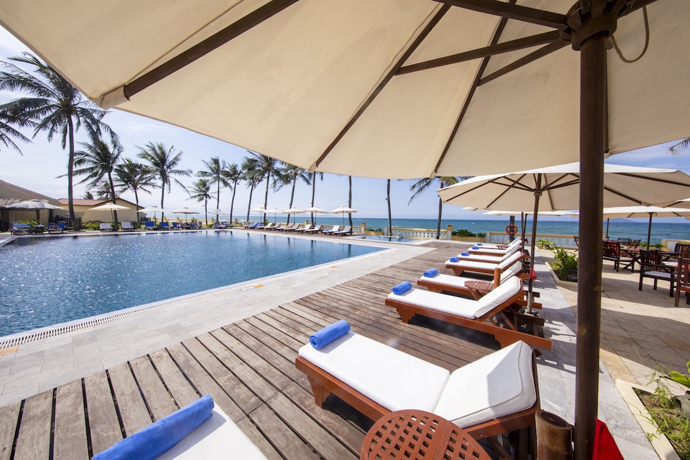 Victoria Hoi An Beach Resort & Spa