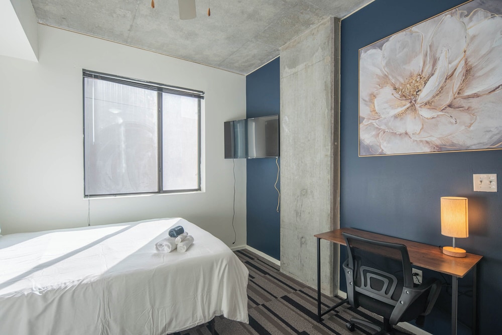 ROVE LIVING/KL - Roosevelt Point