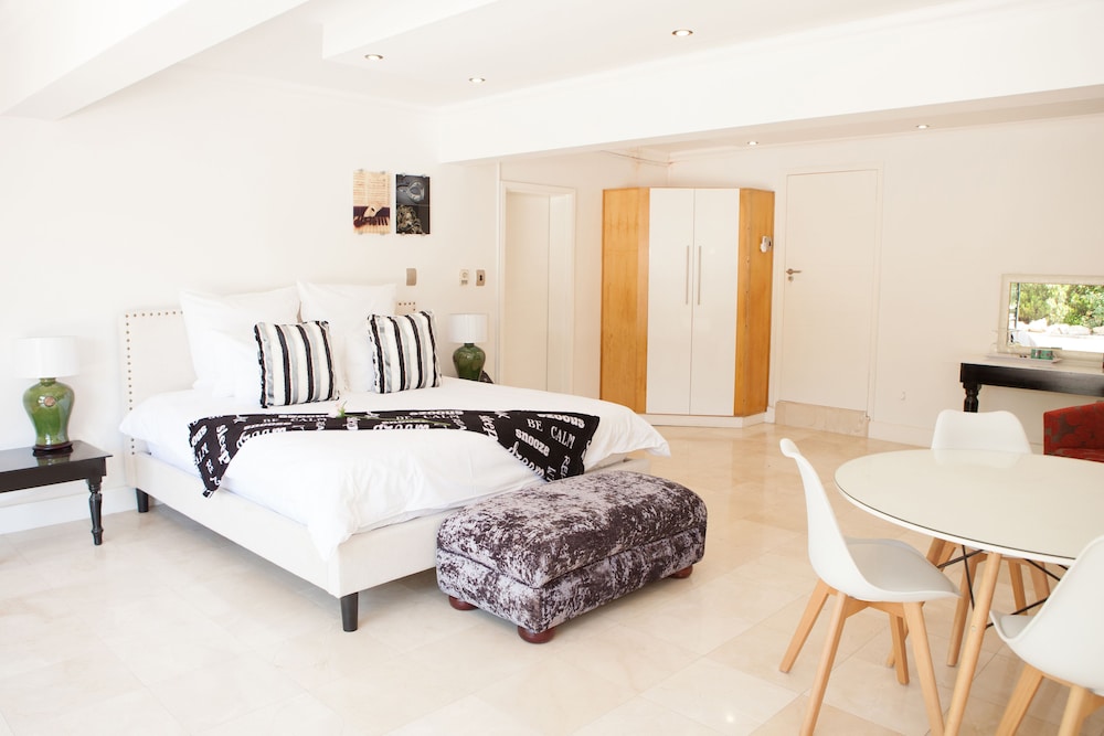 Purple Rayn Boutique Guest House
