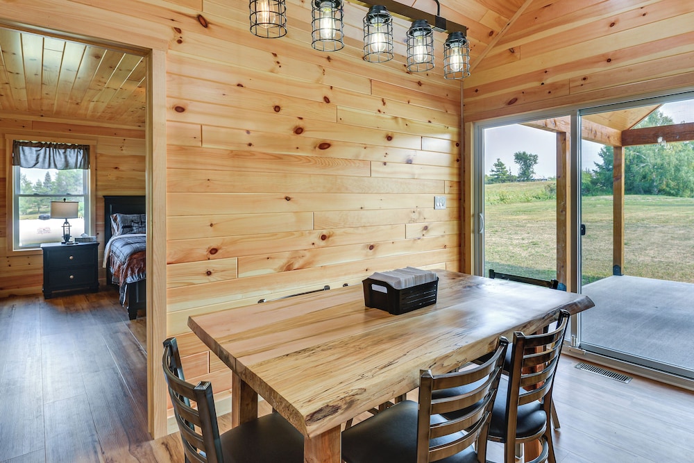 3 Mi to St Lawrence River: Spacious Ranch Home