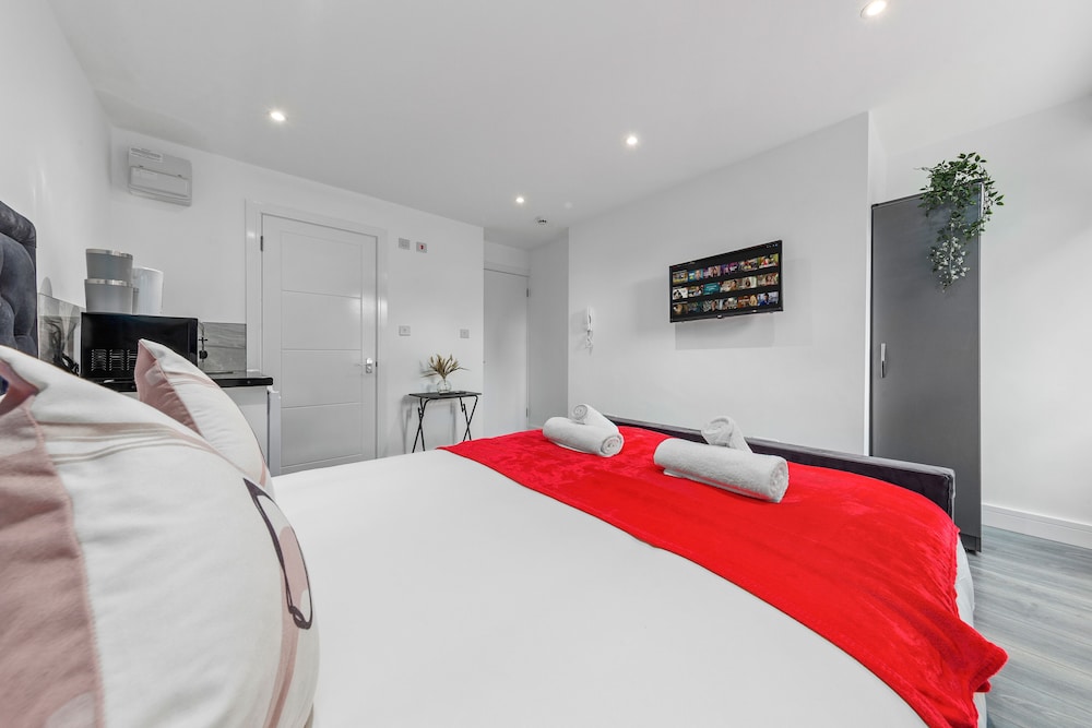 Impeccable Ensuite Room in Finsbury Park Londonn19