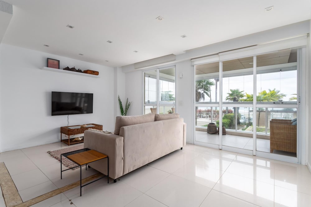 Wonder in Barra da Tijuca 3 Bedrooms Pp101 Z10
