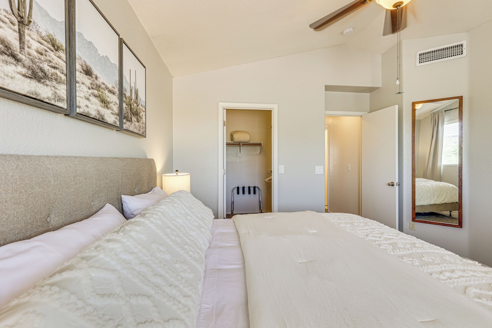 Swim w/ a View: Scenic Desert Retreat in Glendale