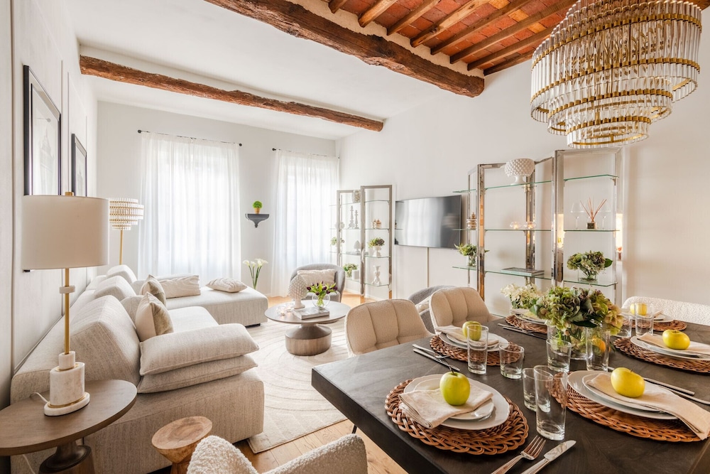 Casa Meg in Lucca With 3 Bedrooms and 2 Bathrooms
