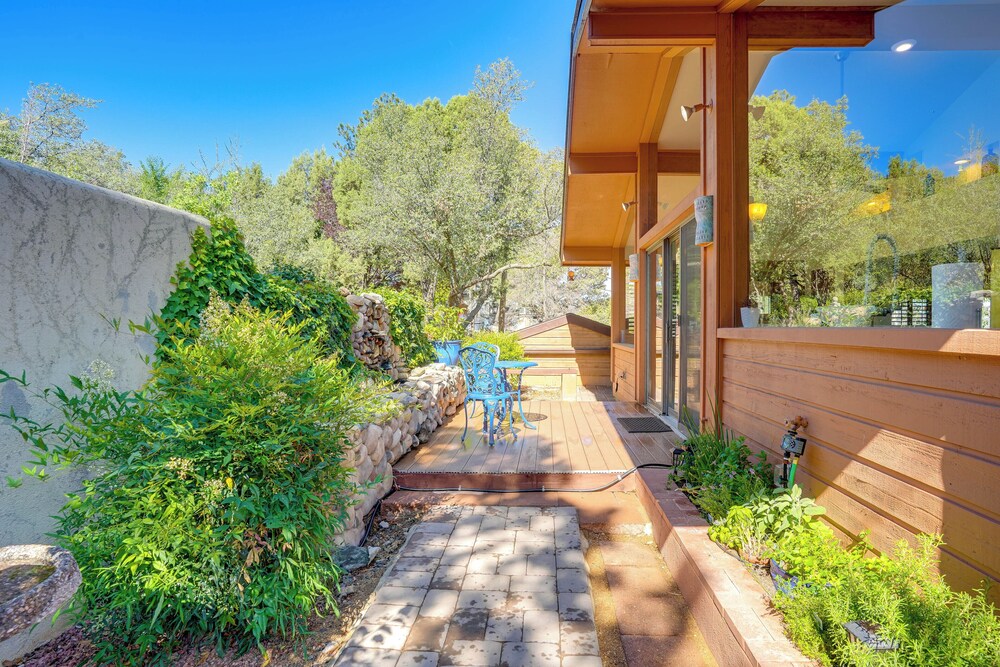 Prescott Vacations - Picturesque Prescott Home w/ Mtn Views Hot Tub - Property Image 27