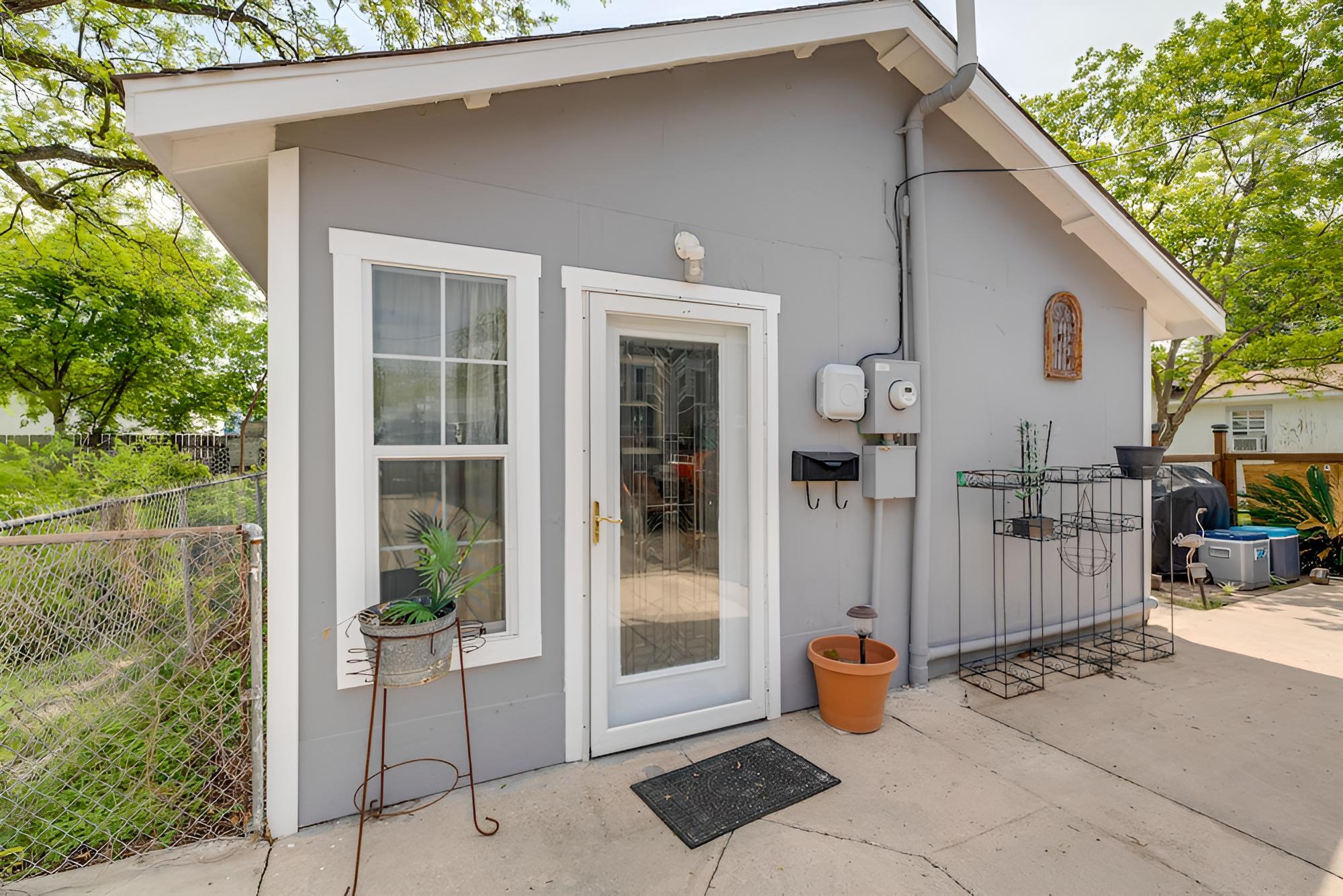 Cozy + Convenient San Antonio Home 5 Mi to Dtwn!