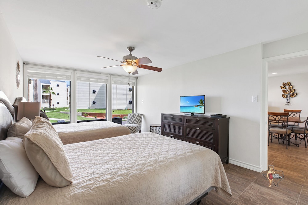 Bahia Mar Solare Resort Condos