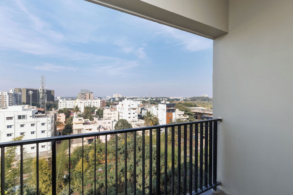 The Horizon Vista by Redolive Nr Aster CMI Hebbal
