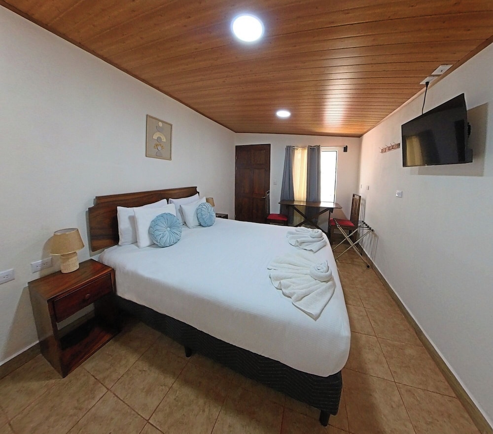 Casa Jungle Monteverde Bed & Breakfast