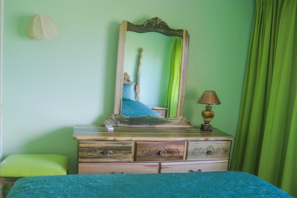 Pearl Island Cottage at Draxhall Country Club