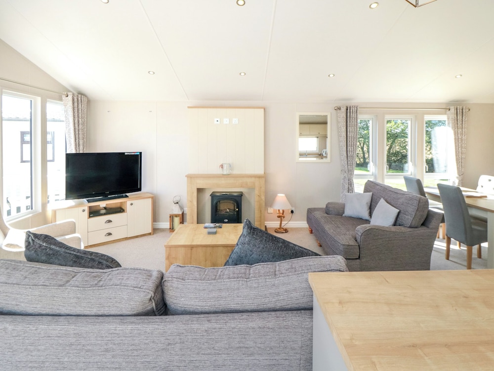28 Finch