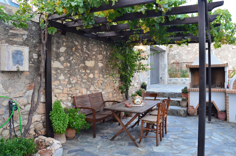 Villa Athina