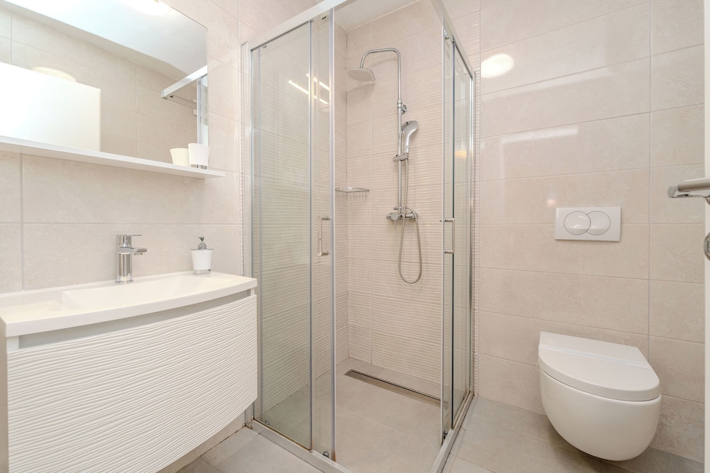 Apartments Batela
