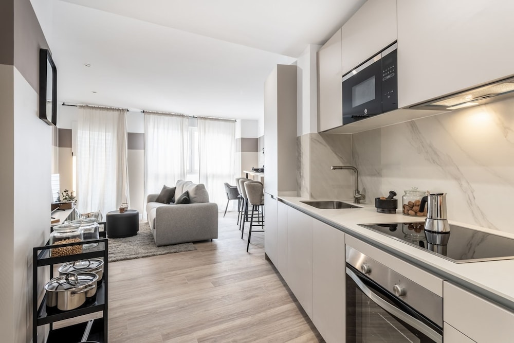 Carranque - 1 Bedroom and Pool in Castilla