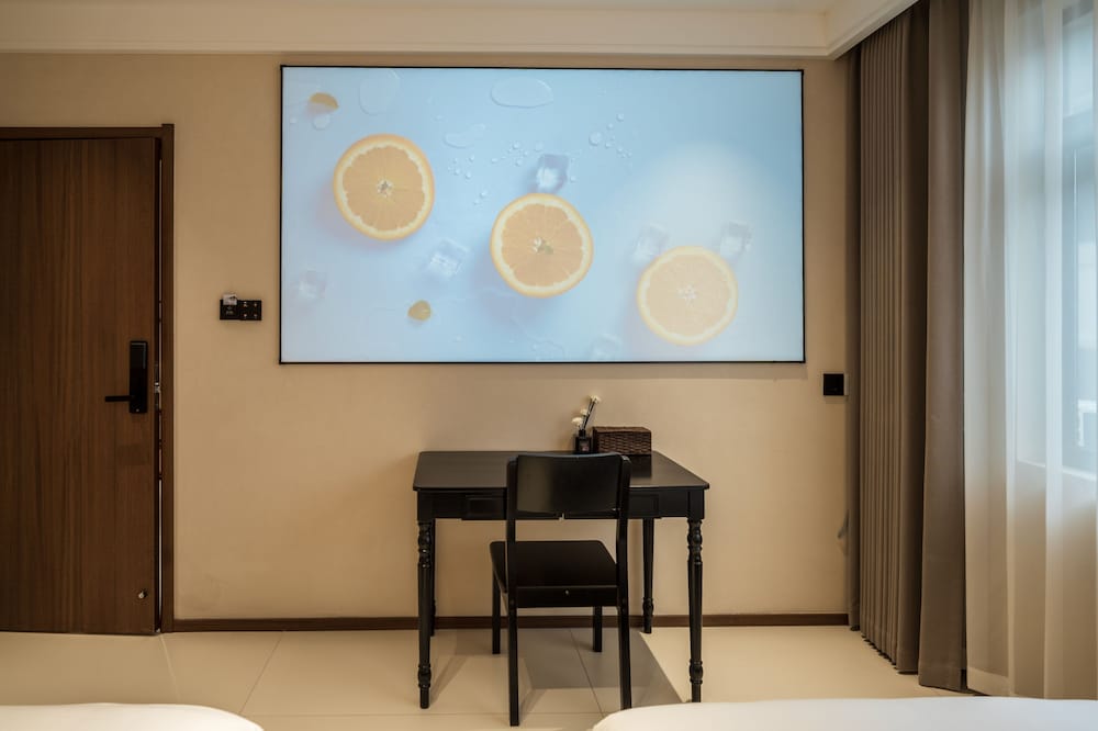 Jingdezhen Streamside B&B (Taoxichuan Cultural & Creative Zone Branch)