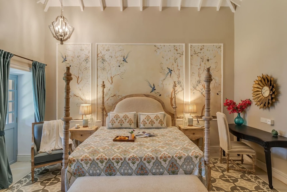 Casa Palms by Hireavilla -5br Villa w Private Pool