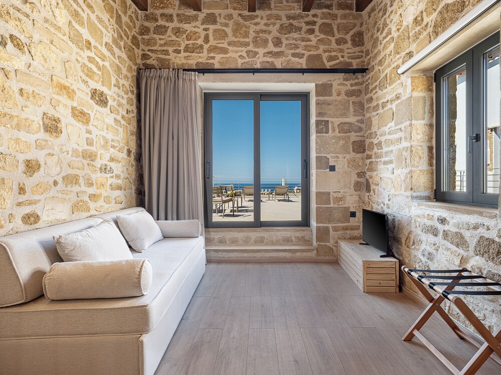 Petra Retreat Residence