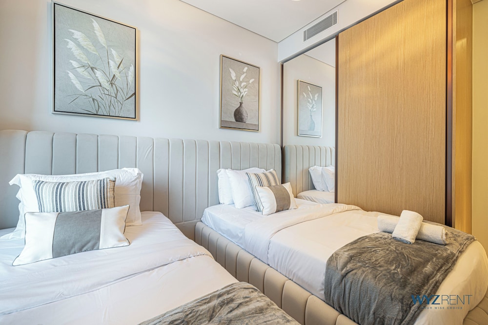 2BR Vida Dubai Mall Direct Mall Access