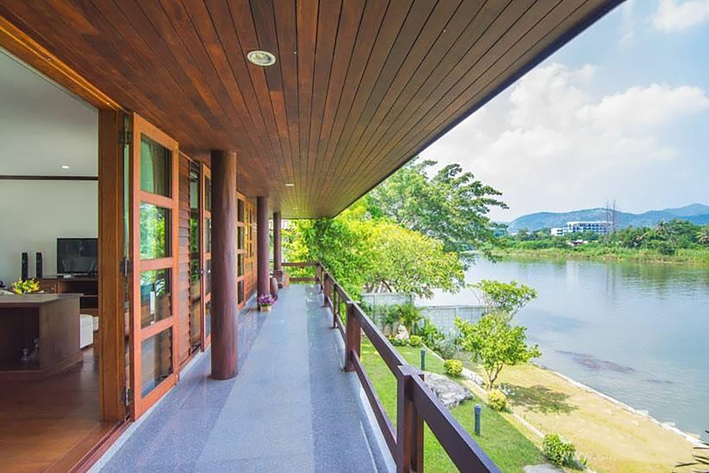 West Wonder Resort and Water Park