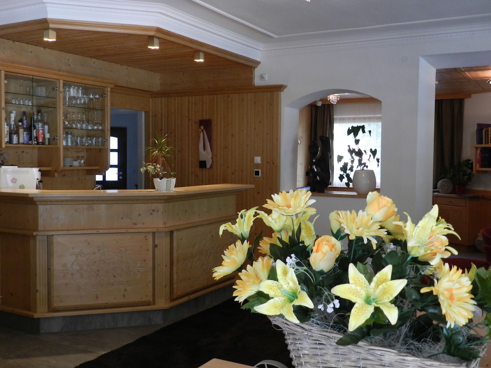 Garni Apartments Mezdi photo 2