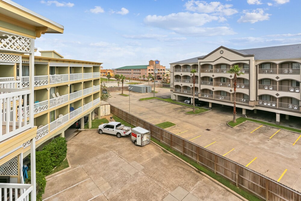Victorian 3322-coastal Vibe view 5