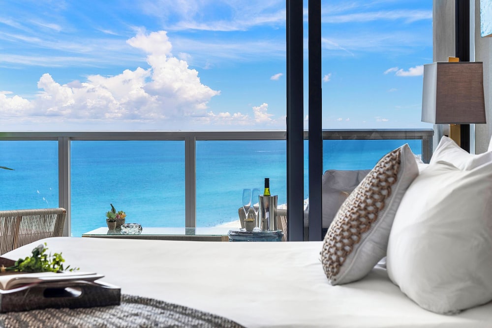 Luxury Vacation Rentals in South Beach by LRMB