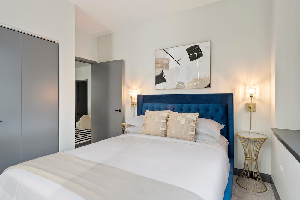 Downtown 2BR Unique Amenities Ideal for Tourism