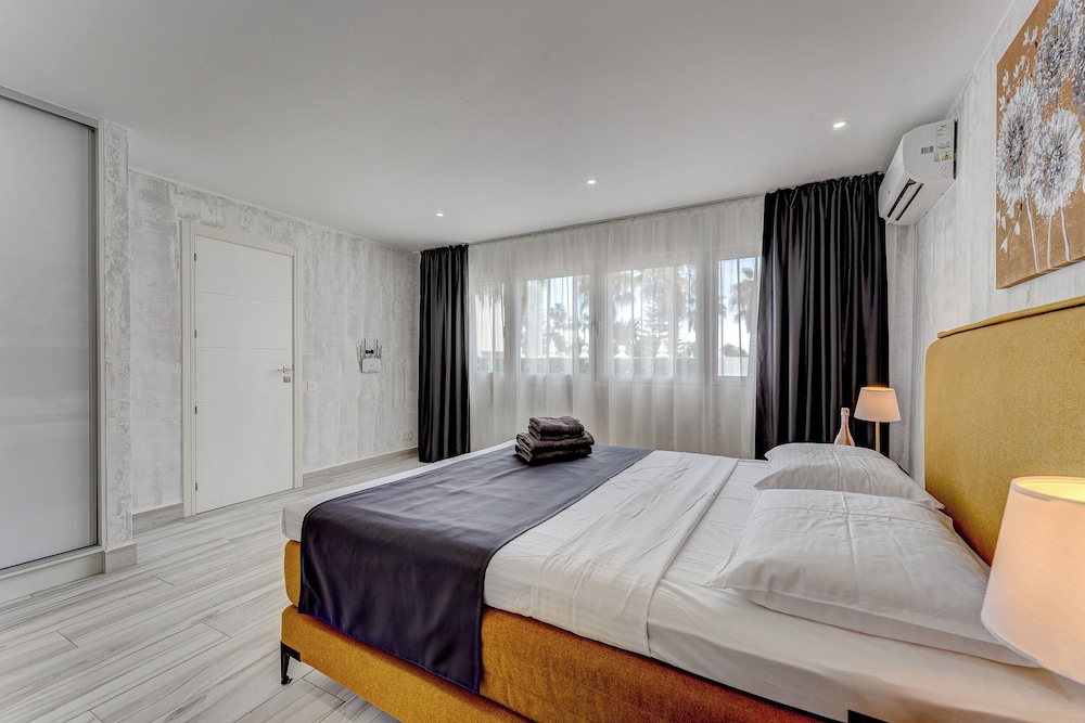 BAL Apartments - Adults Only
