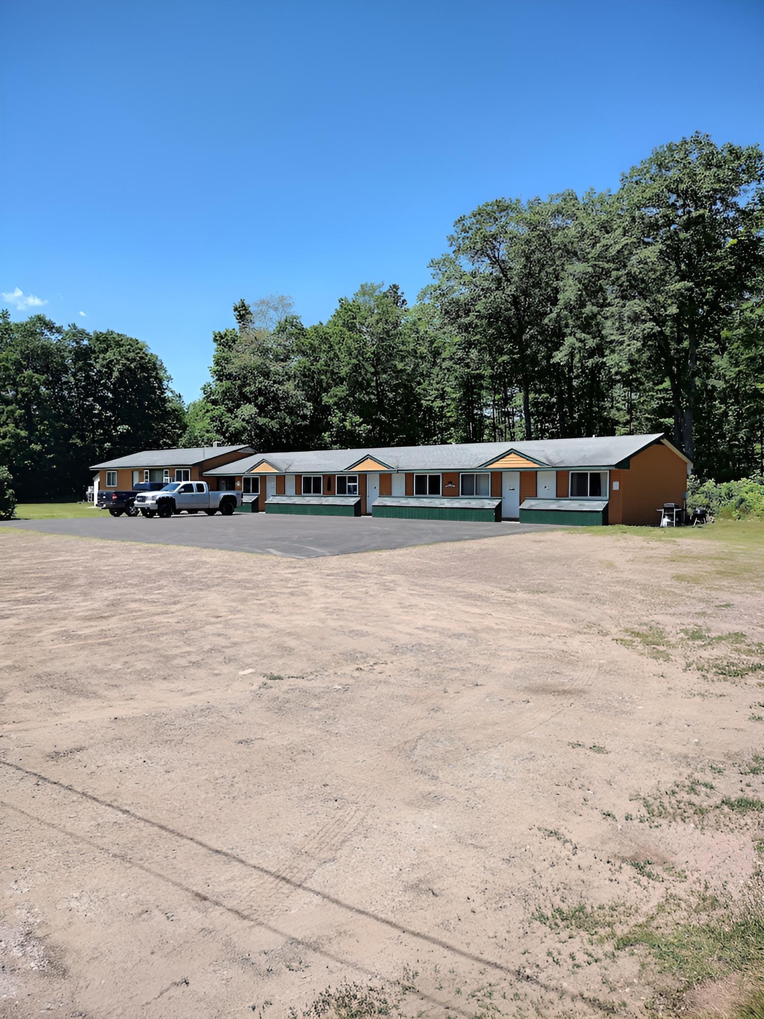 Bergland Outfitters view 4