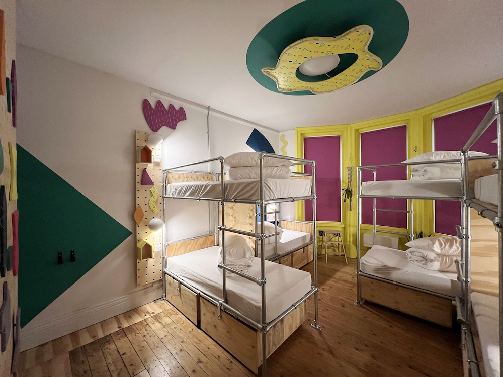 Art Hostel