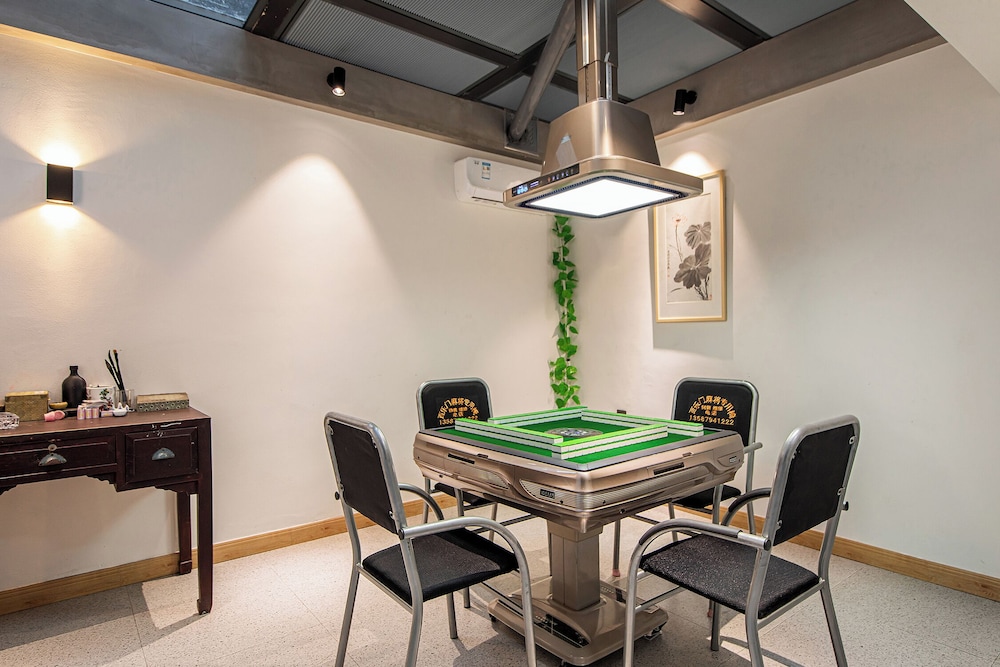 Chuxiu Hot Spring Boutique Homestay